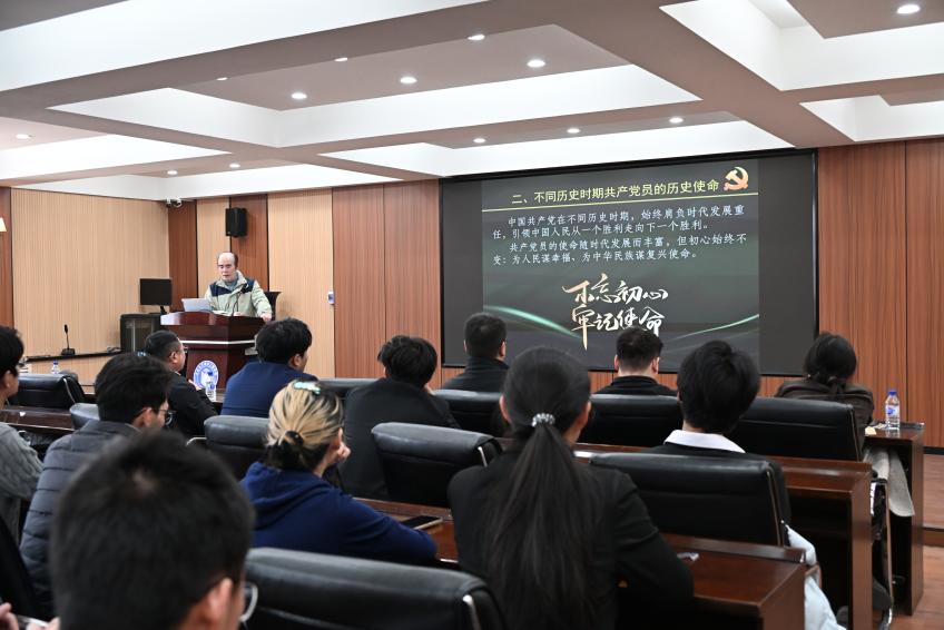 64996741-F7E8-4C40-A295-F9B249EE7397